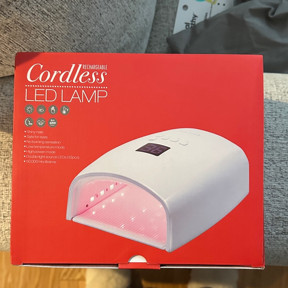 Cordless Rechargeable LED Lamp - White